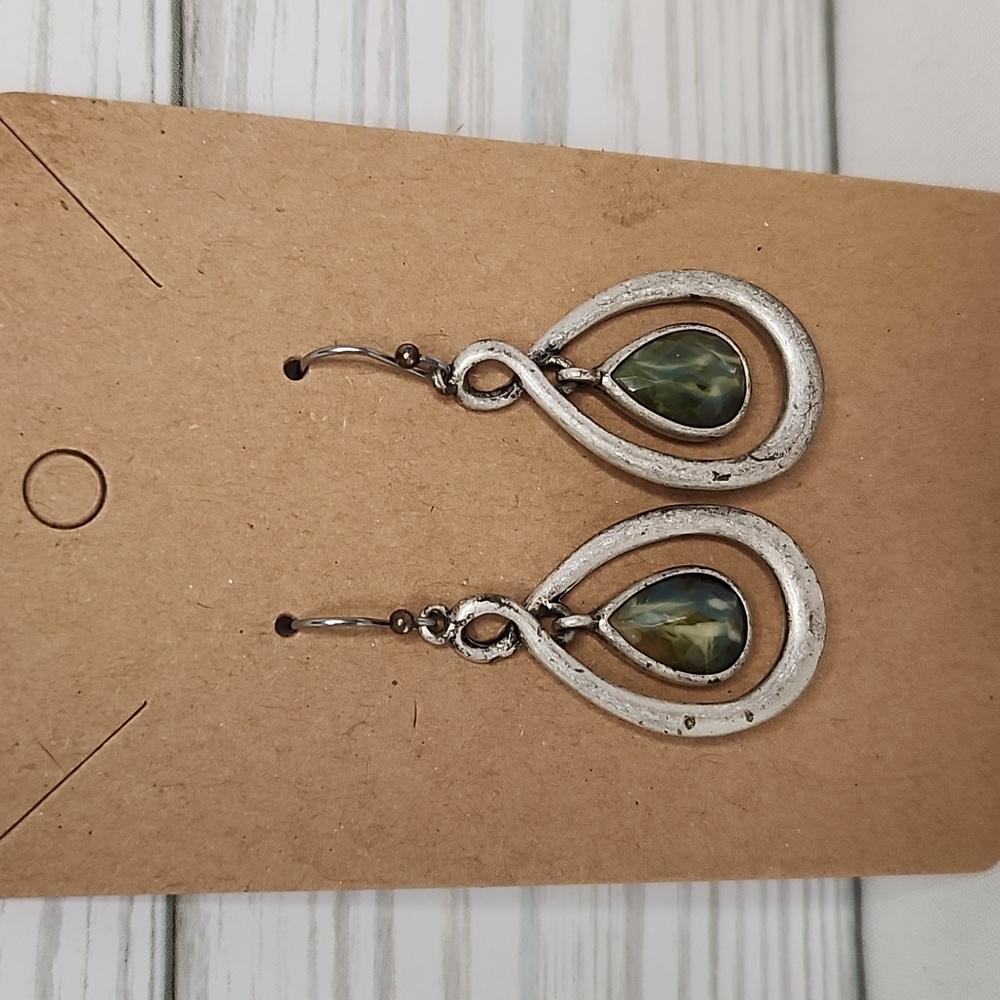 Silver Teardrop Shaped Labradorite Gem Earrings